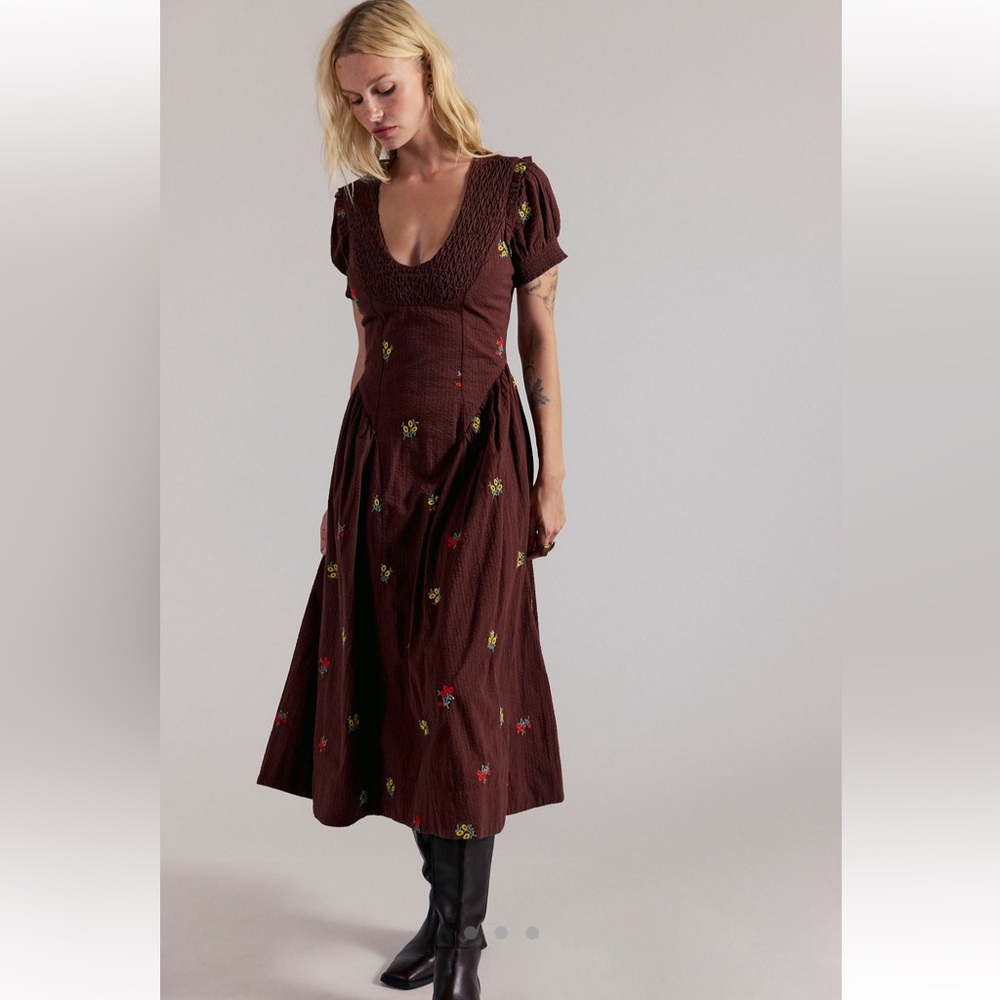 Free People embroidered Floral Midi Dress Sz-S